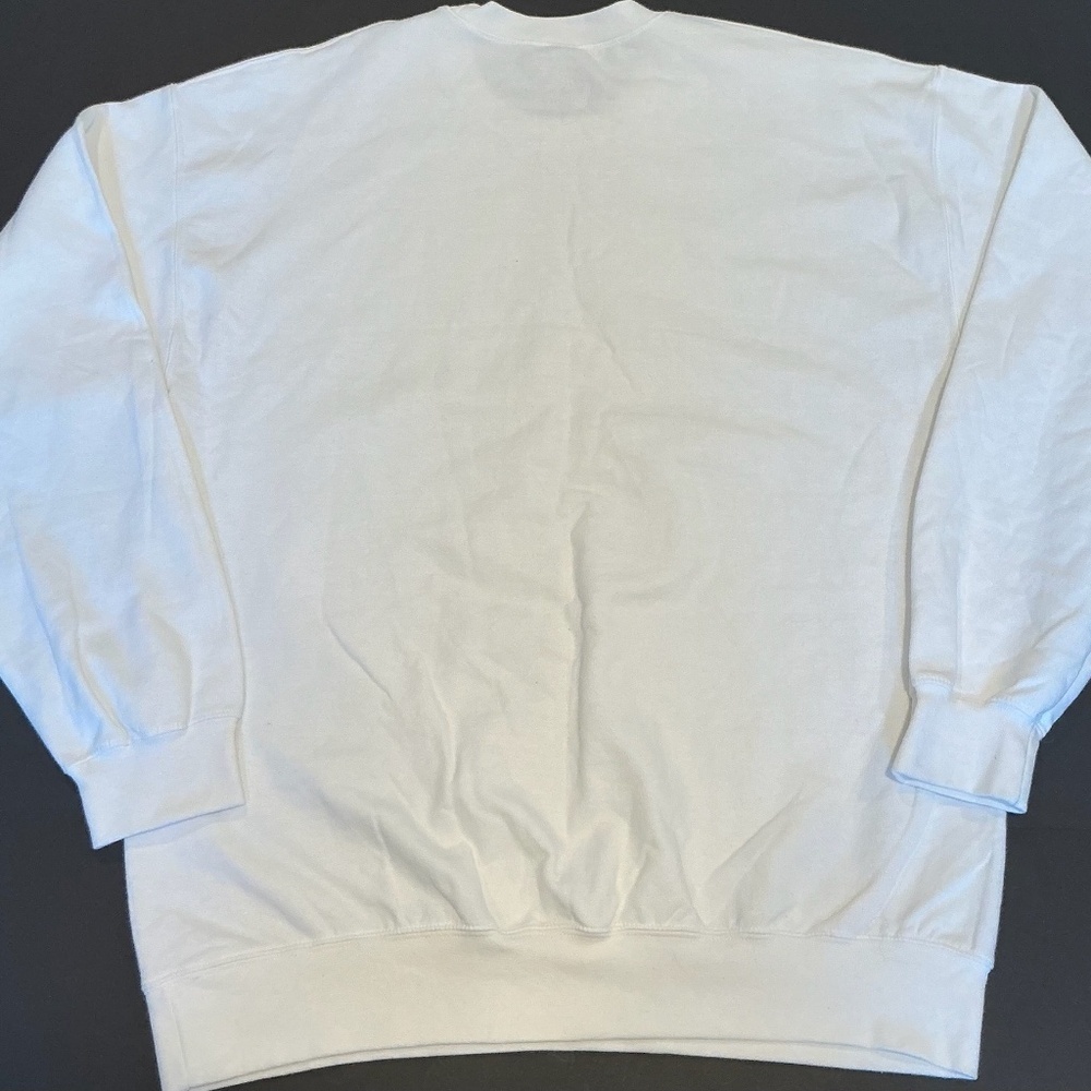 Nashville SC Holiday ’23 White Graphic Crewneck Sweatshirt Size L NWT - Picture 11 of 11